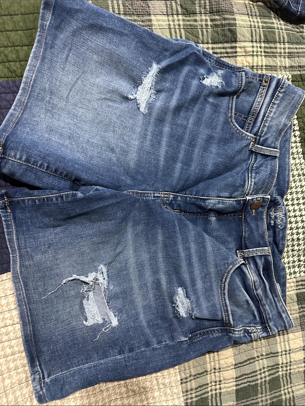 Maurices Womens Distressed Blue Boyfriend Denim Shorts